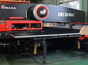 ターレットパンチングプレス