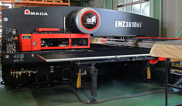 板金加工 ターレットパンチングプレス