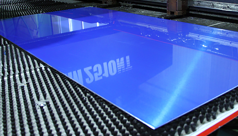 ターレットパンチングプレス 加工前