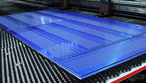 ターレットパンチングプレス 加工後