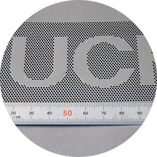 ウチヌキの独自グラフィックパンチング技術