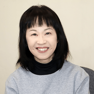 取締役　総務経理部長　菅野亜弥子